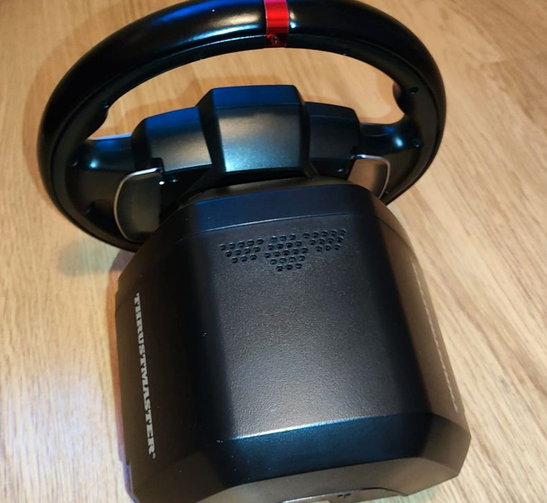 Volant Thrustmaster T248