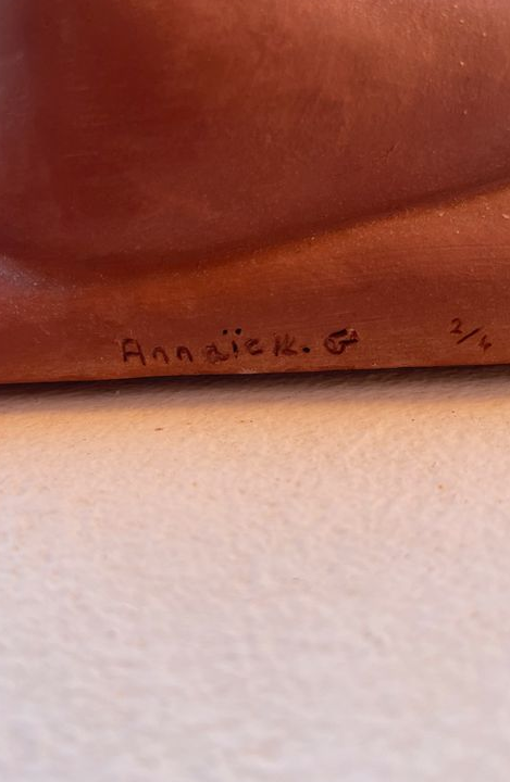 Statue scuplture signée