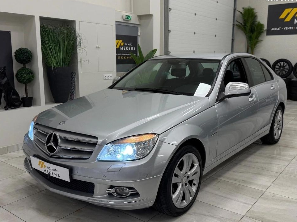 Mercedes-benz classe c w204 c220 cdi avant-garde 170ch 7g-tronic
