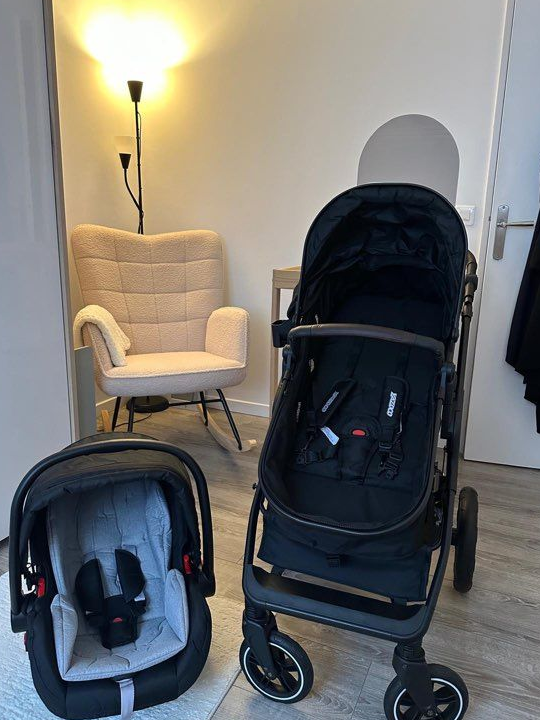 Poussette 3 en 1 NEUVE + cosy + accessoires