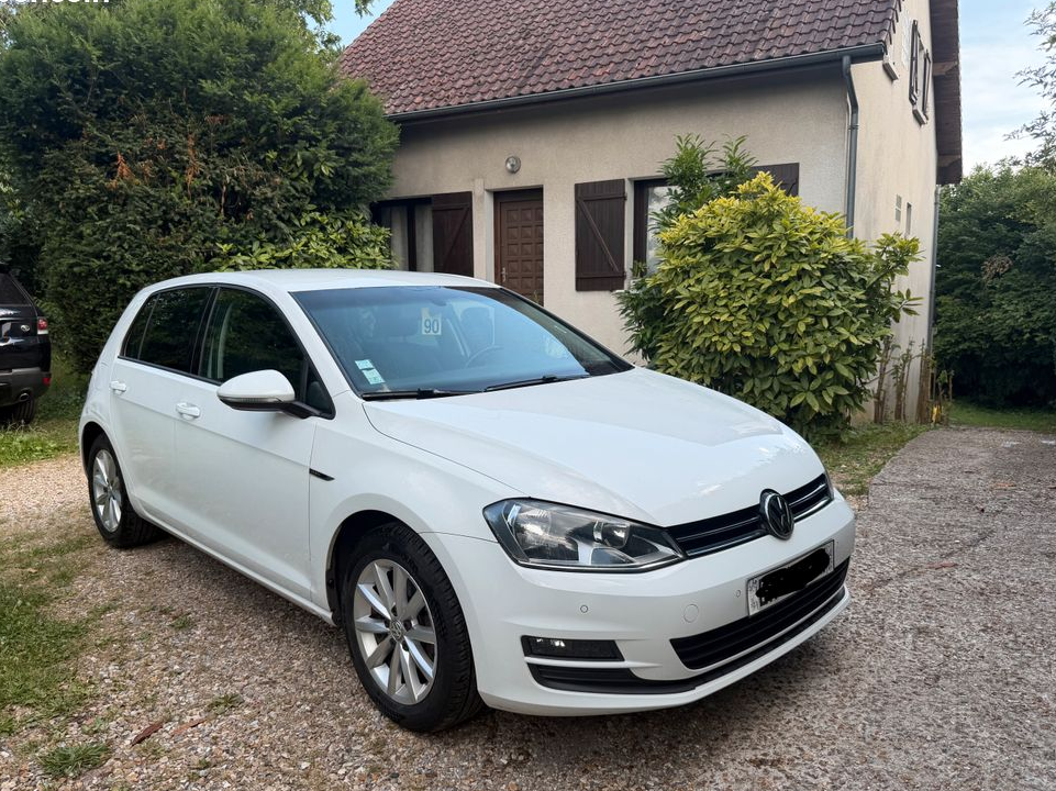 Volkswagen Golf 7 1.4 TSI 125 BLUEMOTION TECHNOLOGY LOUNGE