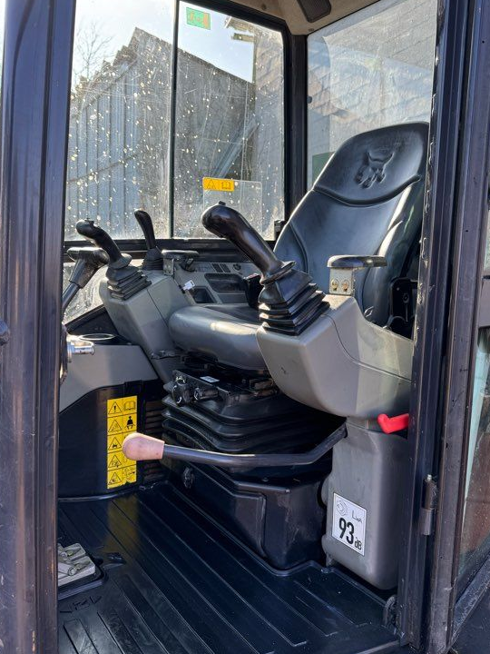 Mini pelle bobcat e27z + remorque