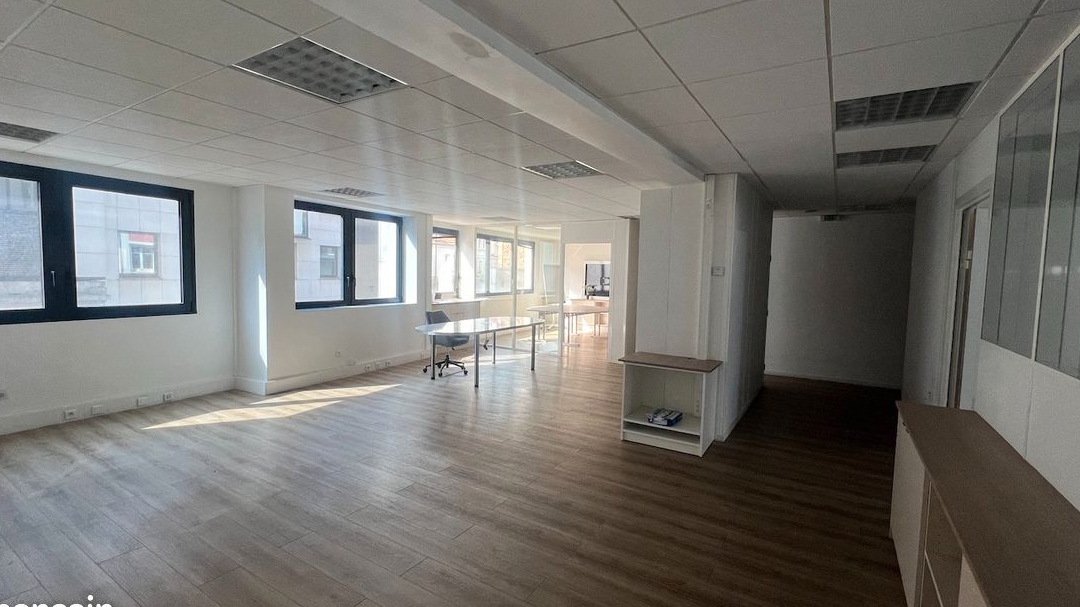 Bureaux 120 m²