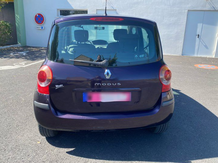 Modus 1.4 16 v avec climatisation