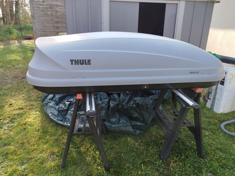 Vend coffre de toit de voiture