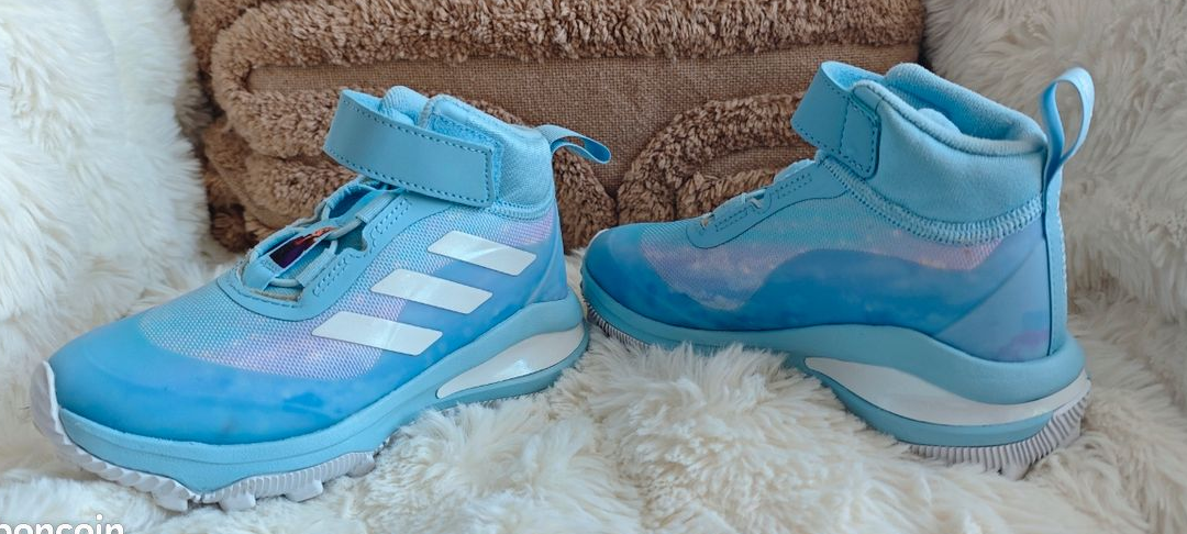 Basket adidas reine des neiges enfants