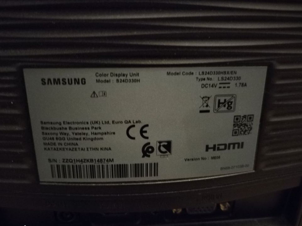 Écran Samsung S24D330H 24 pouces