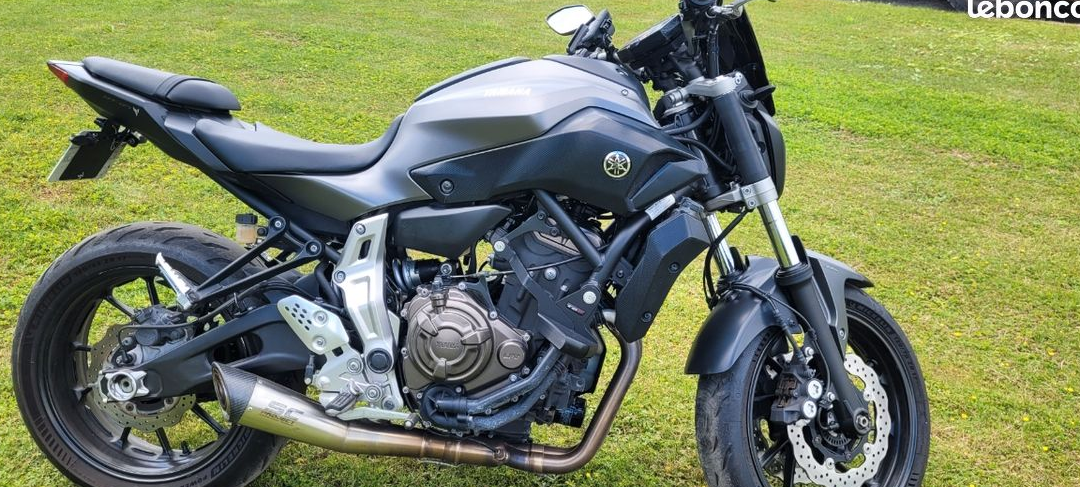 Yamaha mt07