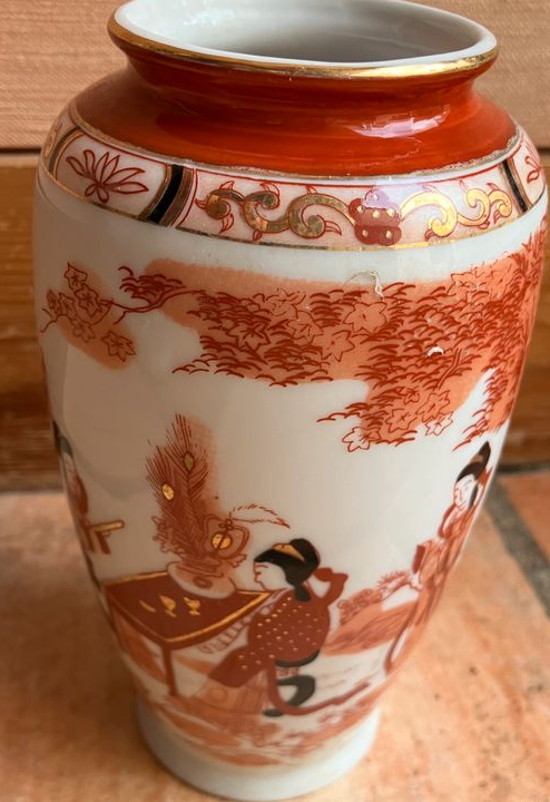 Vase décor chinois en porcelaine – rouge de fer – style asiatique vintage