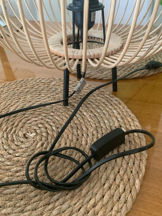 Lampe à poser en bambou
