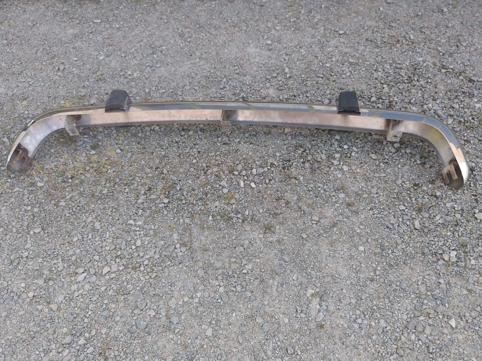 Pare choc arrière Peugeot 504 berline