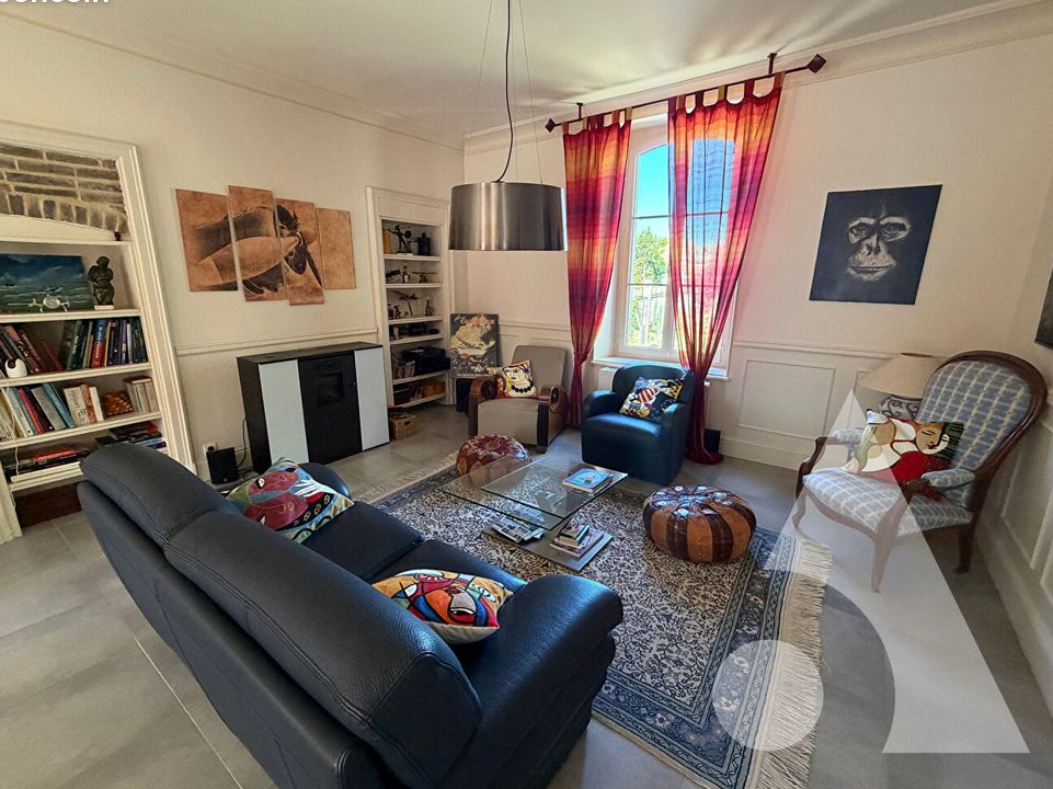 Propriété 9 pièces 445 m²