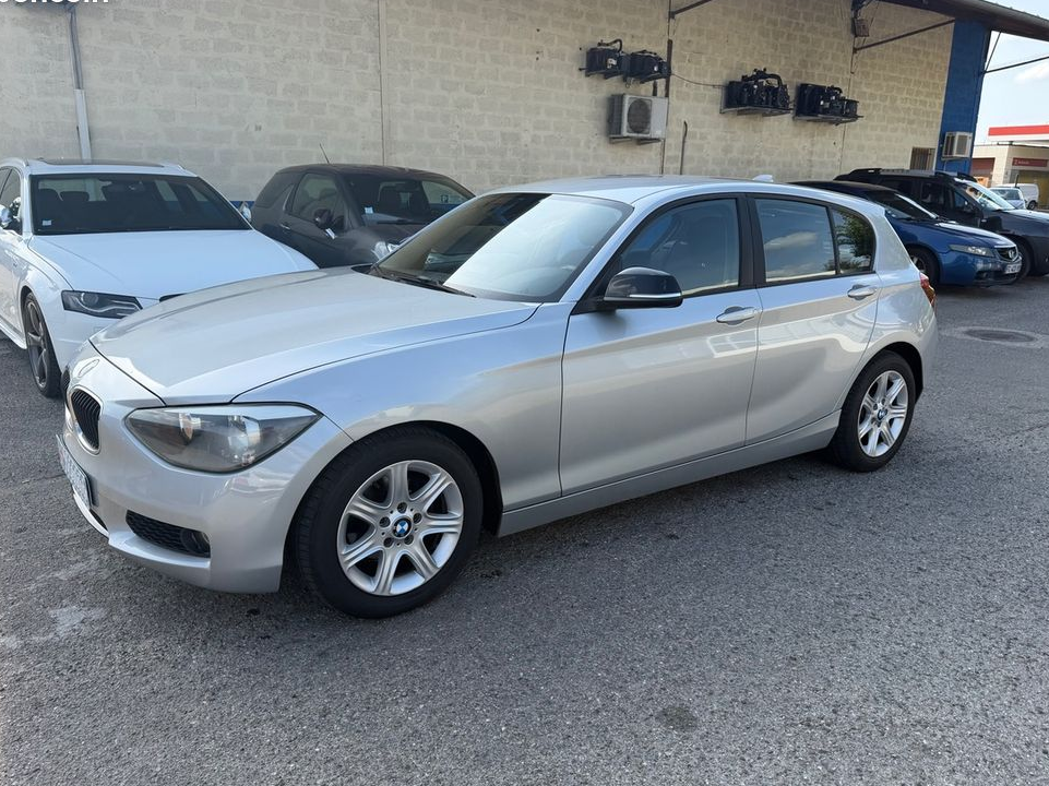 Bmw Série 1 F20 116d Pack SPORT 5 PORTES AVEC GPS + CHAINE DE DISTRIBUTION + TURBO NEUF