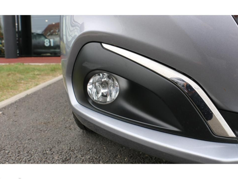 Peugeot 208 1.2 82 Active