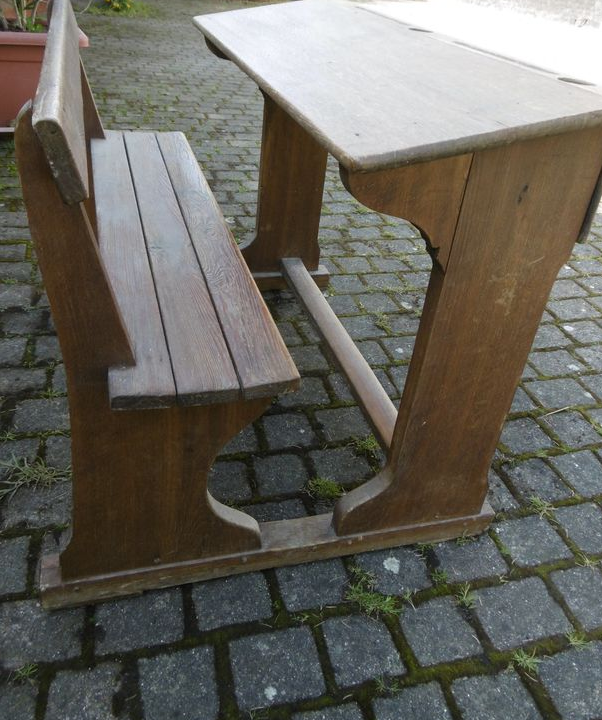 Ancienne table d'école