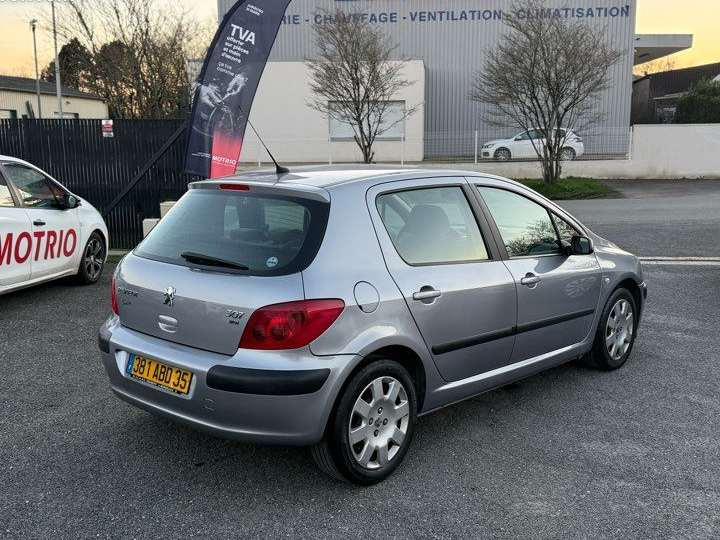 Peugeot 307 2.0 HDi 110cv XT