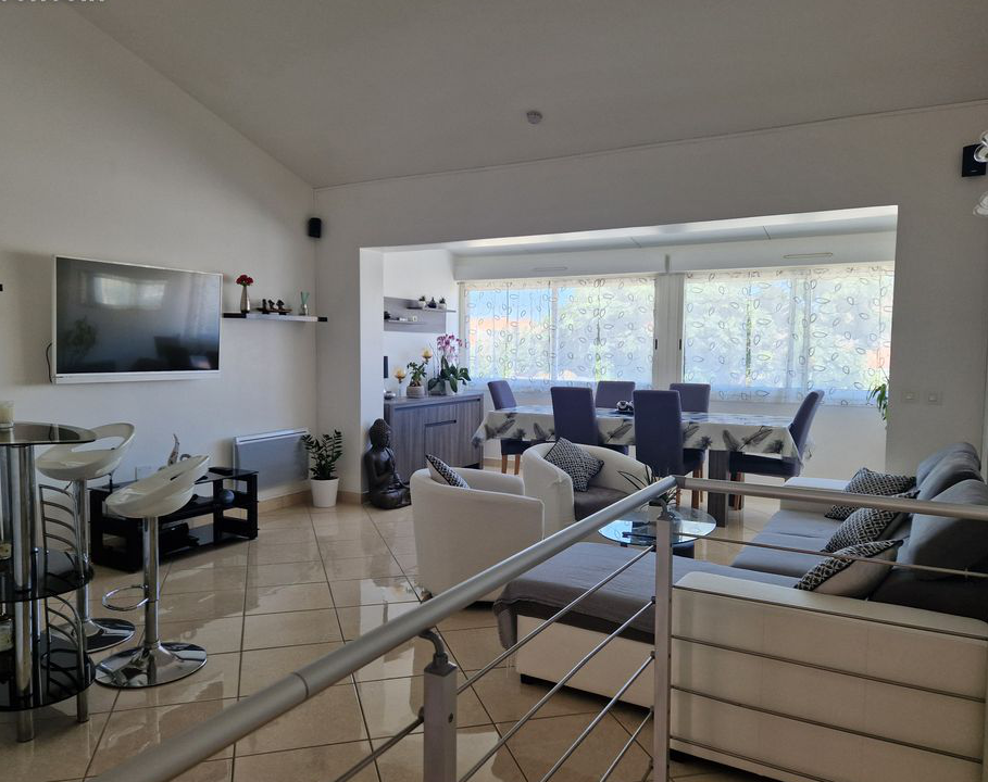 🏖️ Villa 100 m² à 100 m de la plage • Clim & Wifi • ⏳ PROMO Dernière Dispo (Du 23 au 30/08)