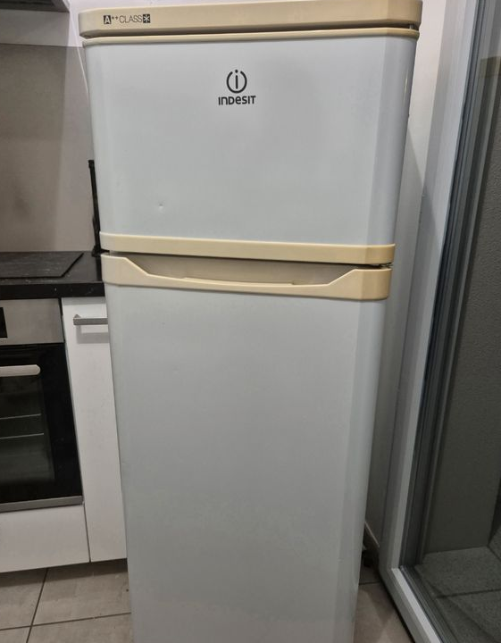 Frigo/congélateur Indesit