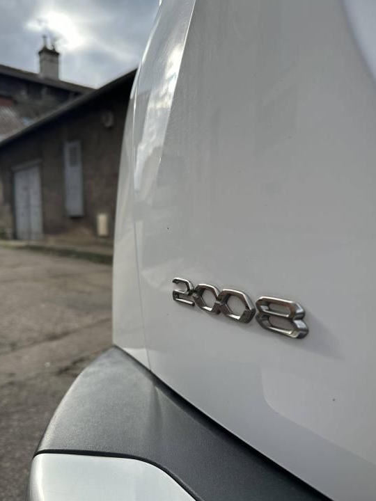 Peugeot 2008 II 1.5 BlueHDi 110ch S&S Active Pack