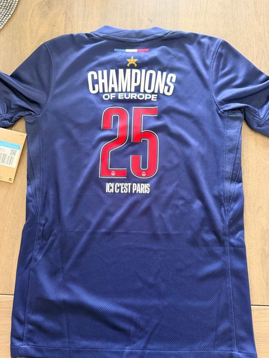 Maillot Collector Domicile Stadium PSG Nike 24/25 - Champions of Europe 2025