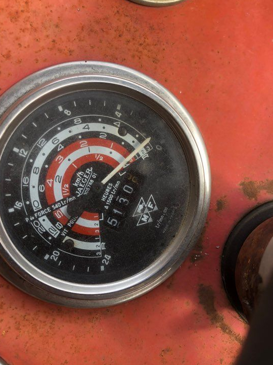 Massey Fergusson 135