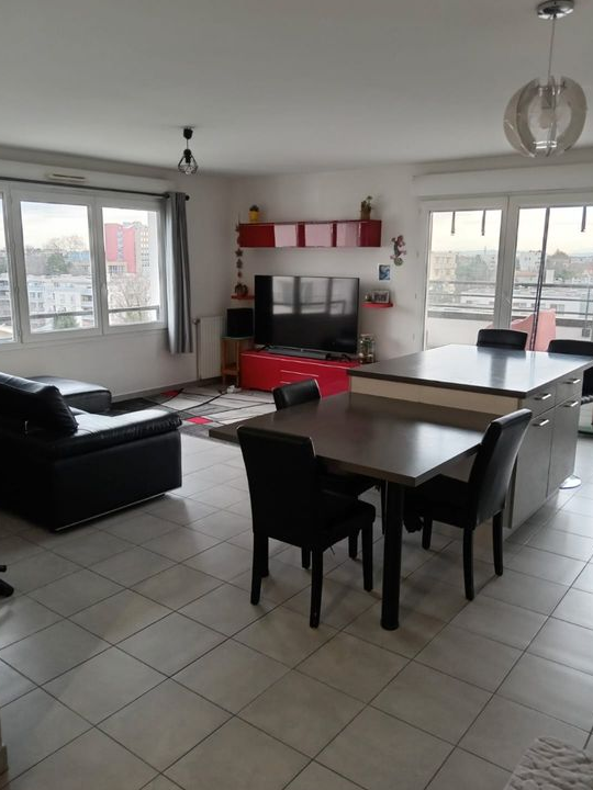 Bel Appartement t 4 84 m2 toit terrasse dernier etage