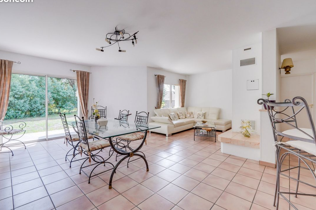Maison 7 pièces 145 m²