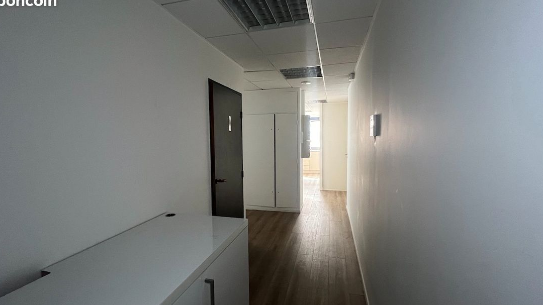 Bureaux 120 m²