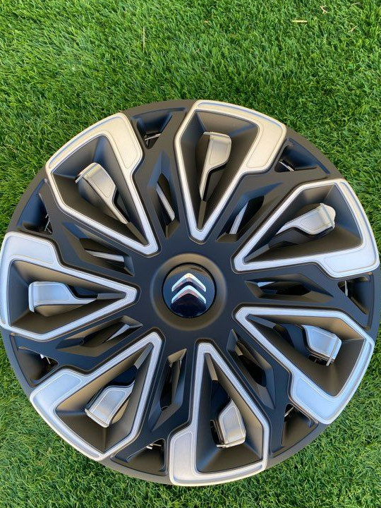 4 enjoliveurs Citroën 14,15,16 pouces neufs