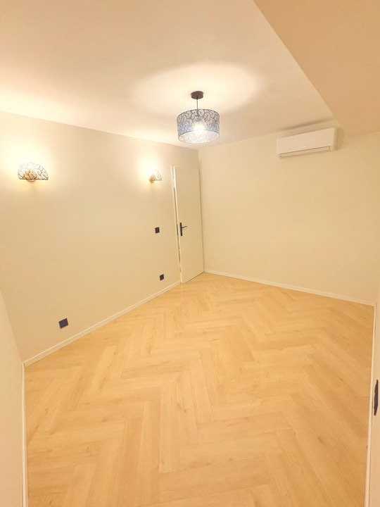 Duplex T3 54 m2 - Entrée indépendante- Proche gare - Climatisé - Faibles charges