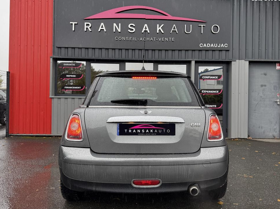 MINI HATCH R56 *TOIT OUVRANT* 1.4i - 95