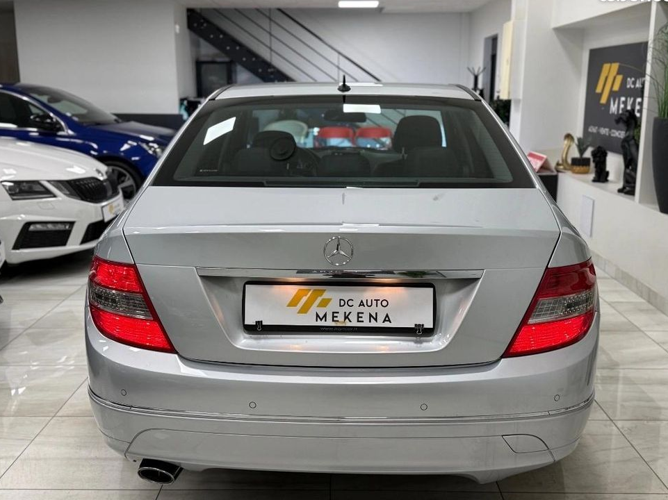 Mercedes-benz classe c w204 c220 cdi avant-garde 170ch 7g-tronic