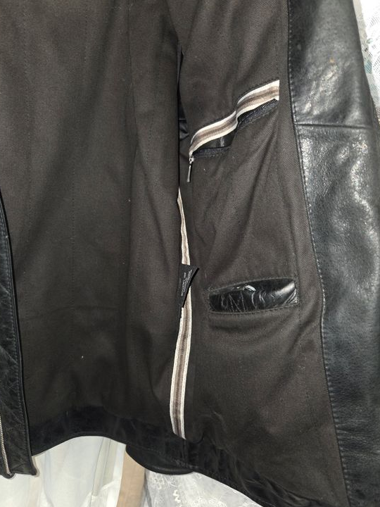 Blouson cuir noir 
