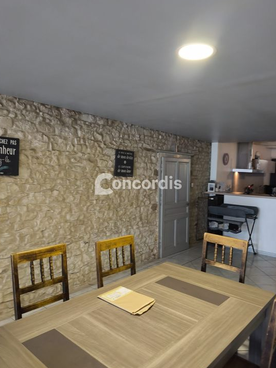 Maison 7 pièces 195 m²