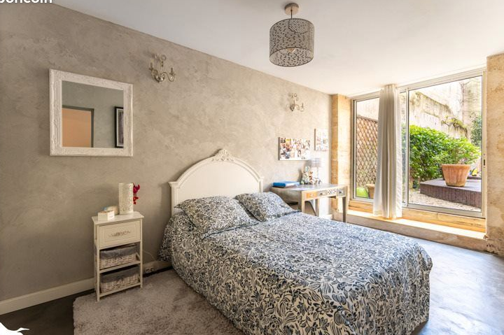 Appartement 4 pièces 147 m²