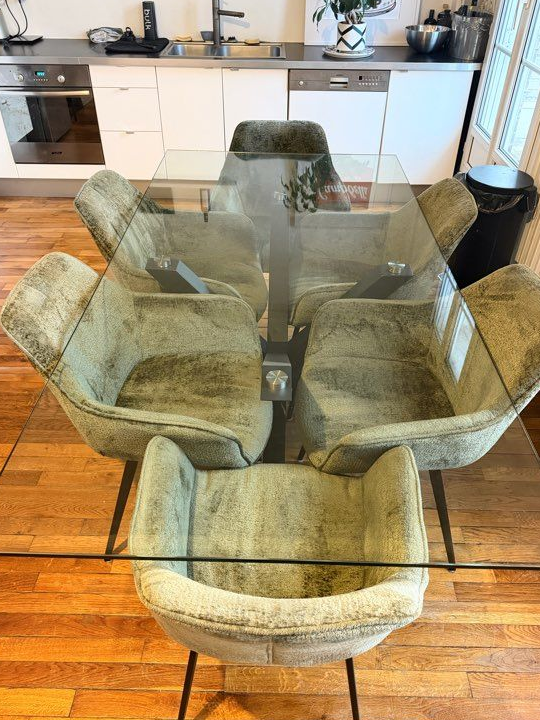 Table verre pied métal 6 personnes