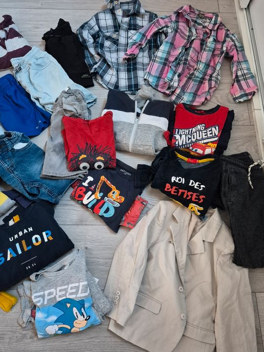 Lot vêtements 5 ans garcon