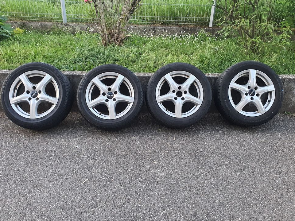 4 Roues (Jantes) alu Ronal + pneus Michelin et Pirelli 205/55 R16