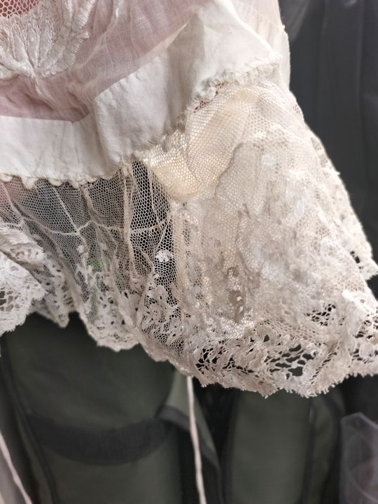 Coiffe dentelle chapeau beguin