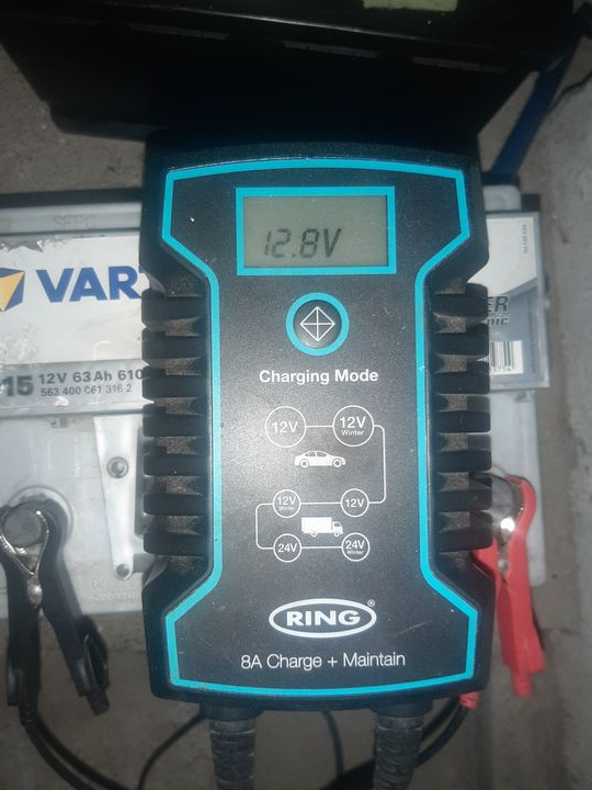 Batterie voiture occasion très bon état Pas cher