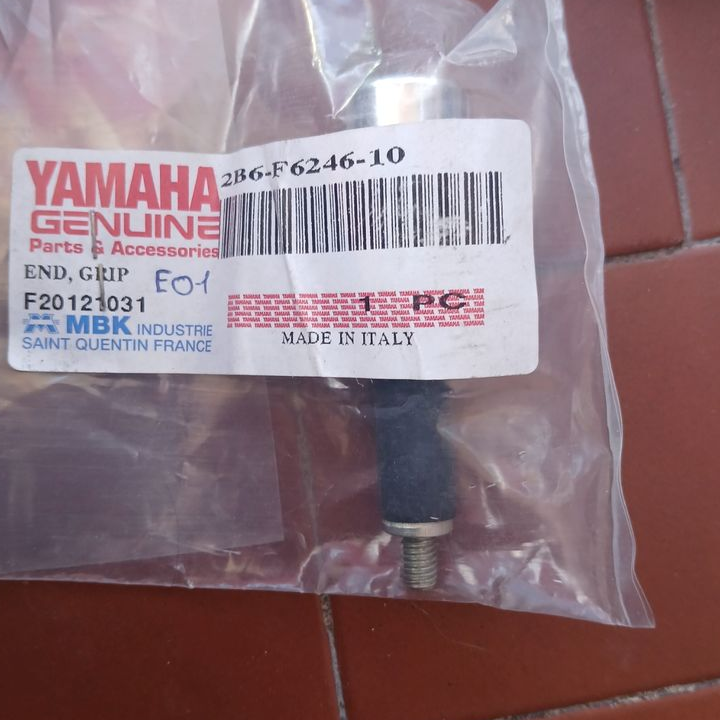 Embout de guidon booster naked neuf origine yamaha