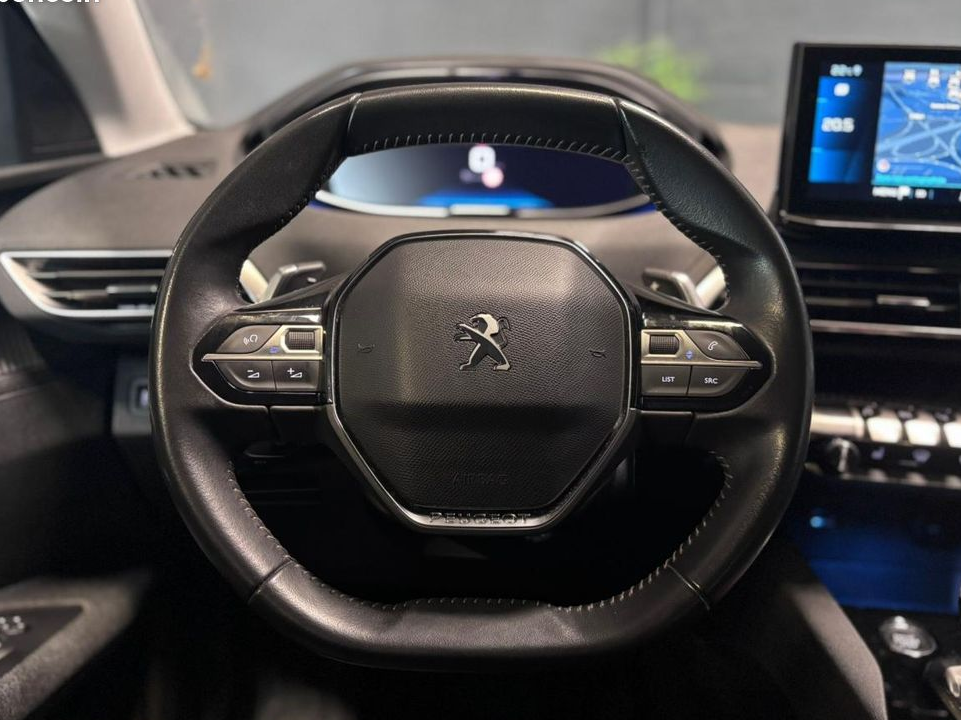 PEUGEOT 5008 1.5HDi 130CH BV EAT8 TVA RECUPERABLE FINITION Style- GARANTIE 6 MOIS MINIMUM