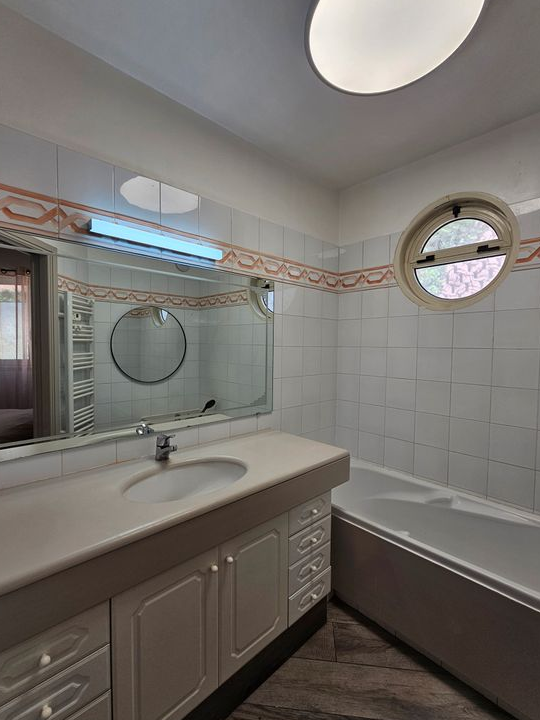 Location Meublée - Superbe grand 2/3 Pièces avec Terrasse Solarium – Le Cannet