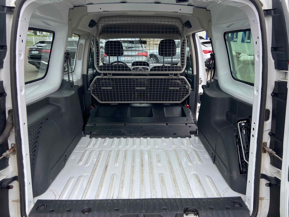 11995 HT - Kangoo L2 Maxi Cabine Approfondie DCi 90 cv Confort / 1°MAIN