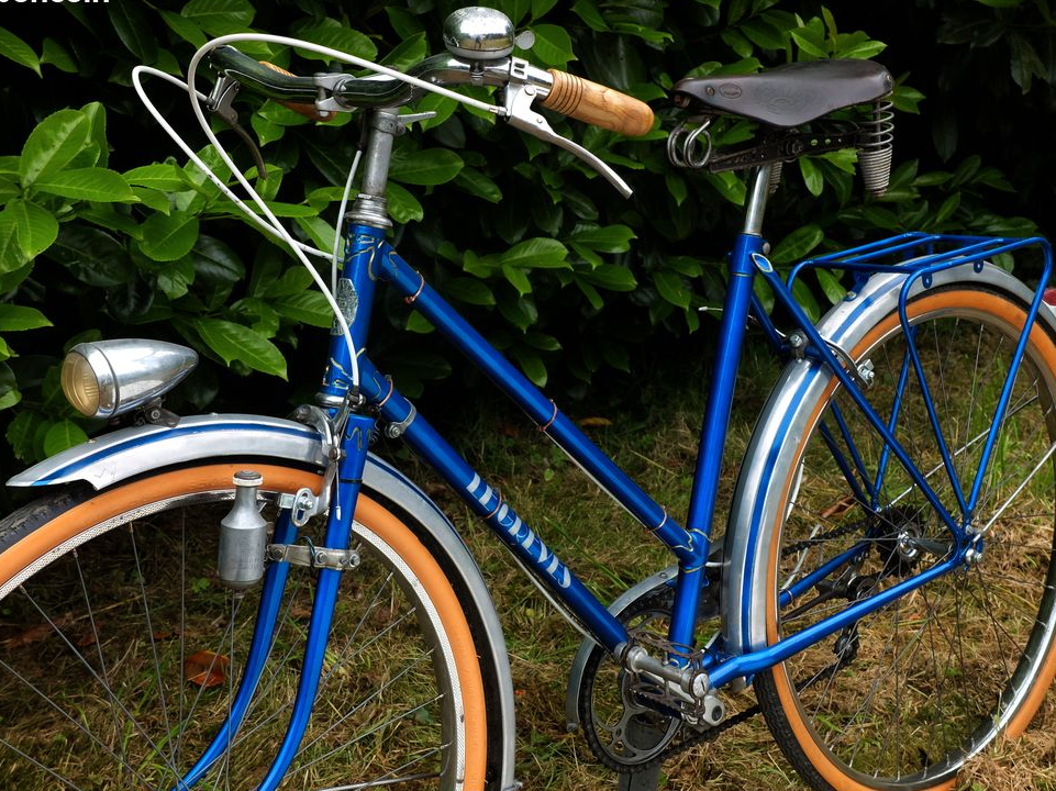 Vélo ville femme vintage RENÉ LE GREVÈS restauré PNEUS NEUFS
