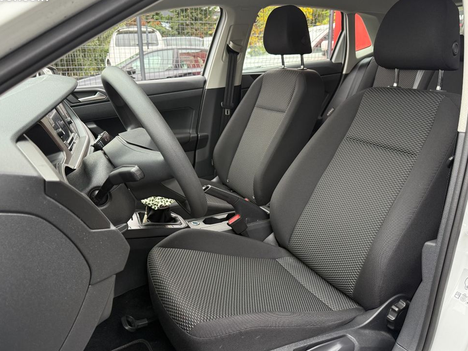 VOLKSWAGEN POLO *APPLE CARPLAY/ANDROID AUTO* 80 SS BVM5 Polo