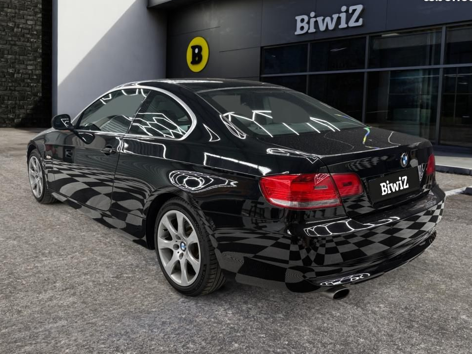 BMW Série 3 Coupe 2.0 320 D 177 Confort /très bien suivie Bmw et garage/turbo neuf/ pneus neuf/ré...