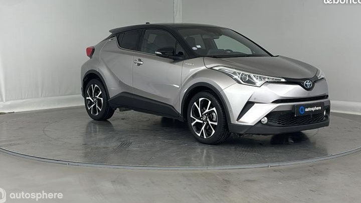 Toyota C-Hr 122h Graphic 2WD E-CVT