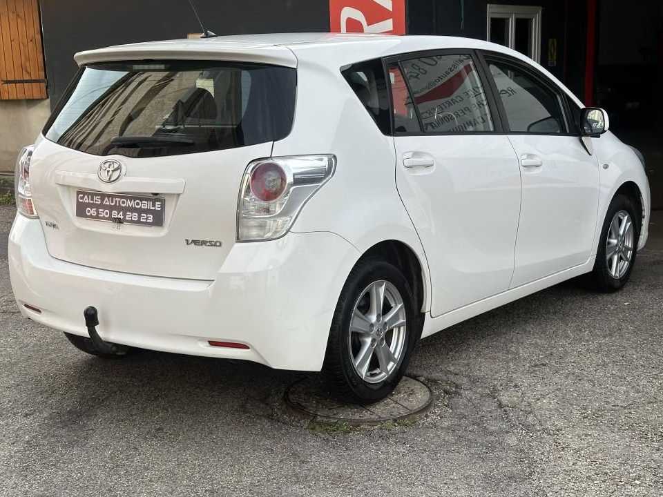 Toyota Verso 126 D-4D DYNAMIC 5 PLACES