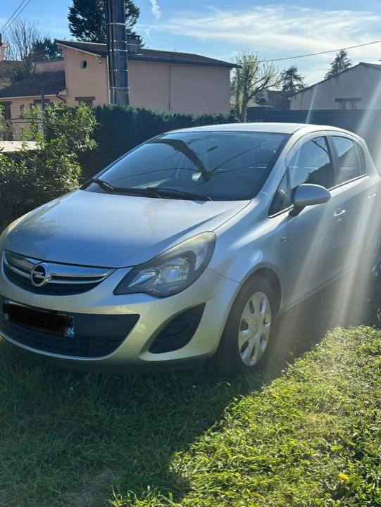 Opel Corsa 1.4 - Faible kilométrage - Très bon état - Essence